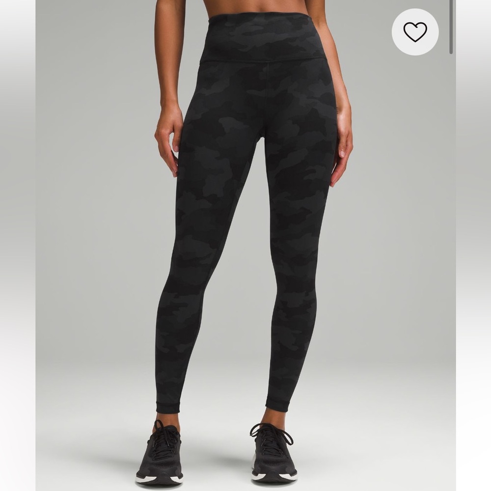 NWOT Lululemon Athletica Wunder Train High Rise Tight 28” Black Camo Print